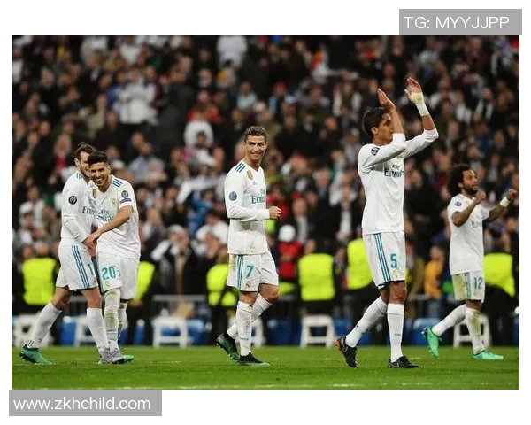 欧冠经典对决皇马上演惊天逆转以4比3战胜曼联全场沸腾