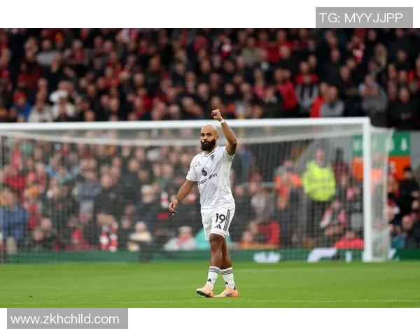 英超激战：多特蒙德险胜利物浦红牌争议引爆全场精彩十球回顾