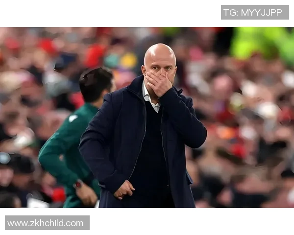 英超激战巴萨逆转里昂点球争议引发全场热议